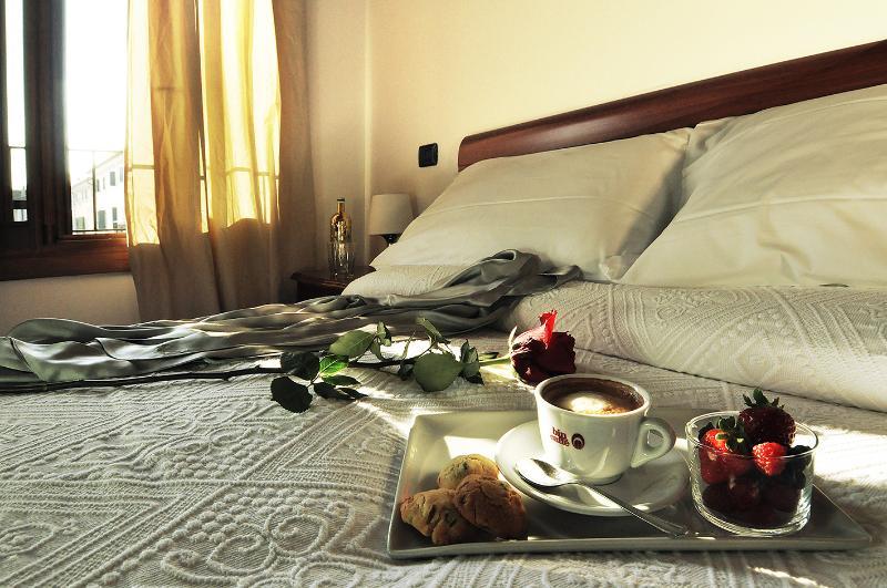 La Rotonda Relais Hotel Badoere Bagian luar foto